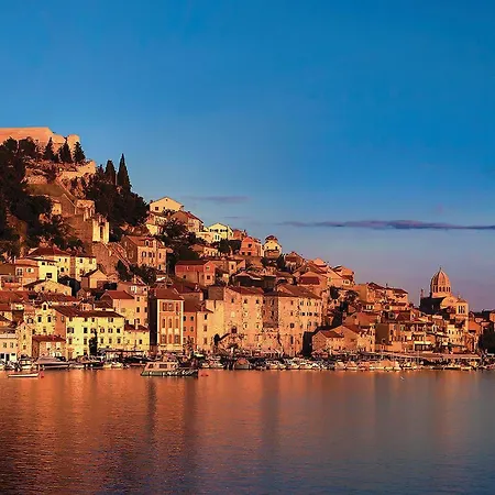 Holiday home Four-bedroom In Sibenik