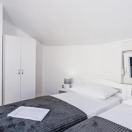 Holiday home Four-bedroom In