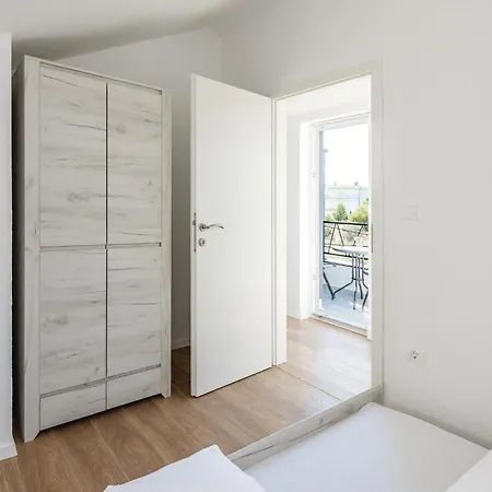 Four-bedroom In * Šibenik